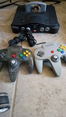 Nintendo 64 N64 System Bundle OEM 2 Controllers Atomic Purple GoldenEye 007