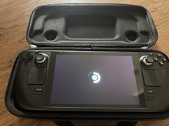 Valve Steam Deck LCD 64GB *Excellent Condition* (Includes: Case & Charger)