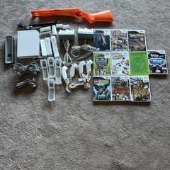 Nintendo Wii Console Bundle With 7 Games And Cabela’s Gun