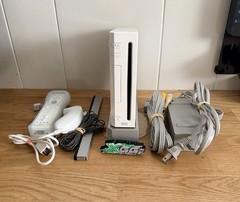 Nintendo Wii Console RVL-001 White Bundle 15 Games Zelda Mario Metroid Read