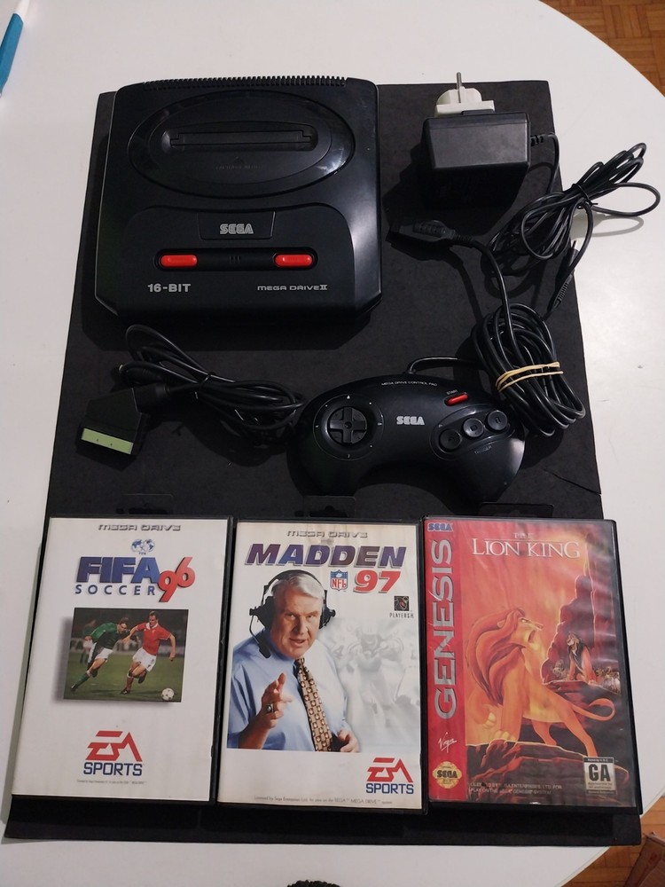 Sega Mega Drive 2 Console PAL Used Complete With 3 Games