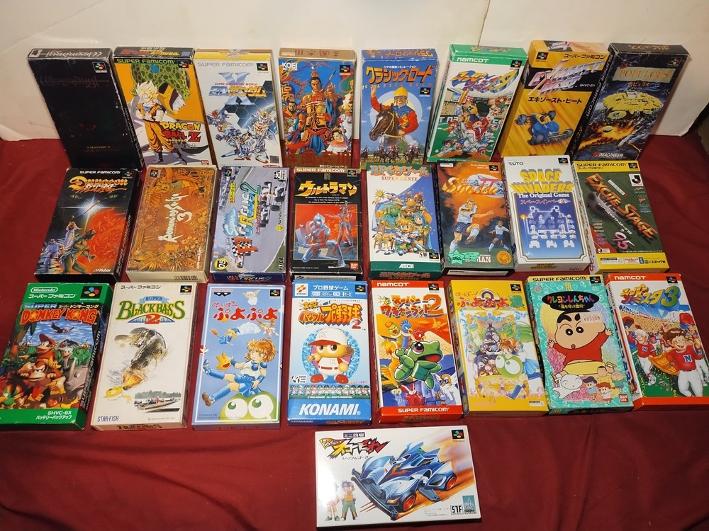 25 Nintendo Super Famicom Games w Boxes Many Complete