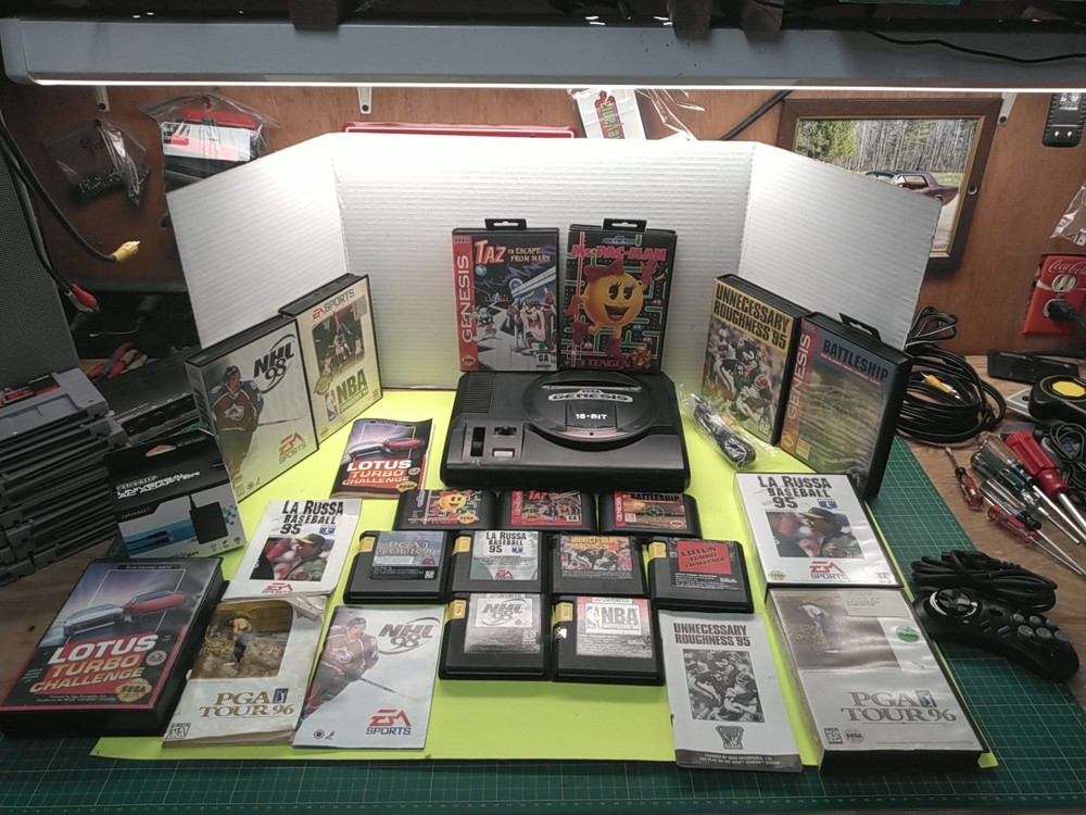 Sega Genesis System 1 W/ 9 Games All Hookups