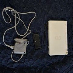 Nintendo DS Lite Handheld System White