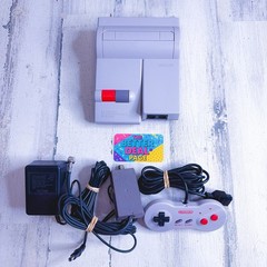 Nintendo NES Top Loader Console System NES-101, OG Dog Bone Controller & Cords!