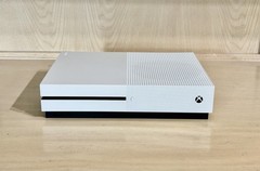 Microsoft Xbox One S 1TB Console – White **EXCELLENT CONDITION**