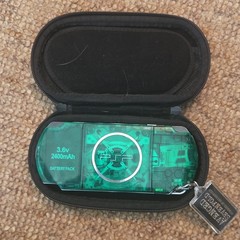 Sony PSP Green Handheld System UMD Compatible w/ Zipper Carry Hard Case