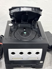Nintendo GameCube Bundle JETBLACK Console 2 Controllers + Official gameboyPlayer
