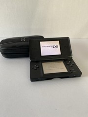 Nintendo DS Lite USG-001 Black Handheld System w/ Carry Case Multiplayer