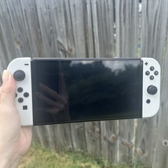 Nintendo Switch OLED Model HEG-001 Handheld Console – 64GB – White