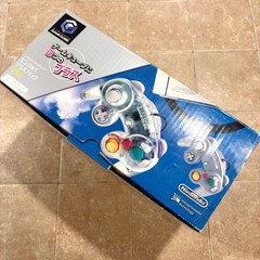 Platinum Nintendo GameCube Enjoy Plus Pack CIB + Skeleton + Game Boy REGION FREE