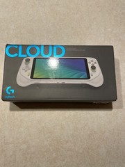 Logitech G CLOUD Handheld Portable Gaming Console 1080P 7-Inch Touchscreen