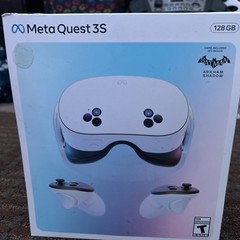 Meta Quest 3S Virtual Reality Headset 128GB White Used