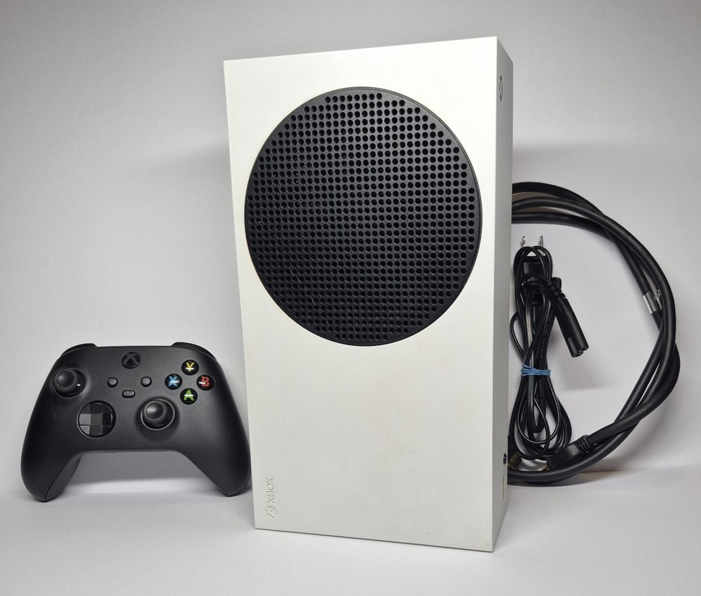 *HDMI ISSUES, Read Description* XBOX Series S w/ controller + wires