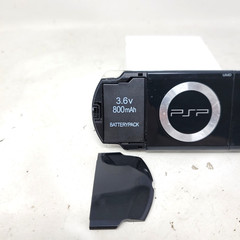 Sony PSP 2000 64MB Handheld Black W/ Charger & New Battery Tested Working