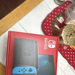 Nintendo Switch Home Console Neon Red & Blue Joy-Con Wi-Fi HDMI Multicolor