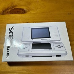 Nintendo DS console, pure white, 5884 From Japan