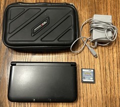 Nintendo 3DS XL Handheld Black W/ Charger Case USA Model Pokemon Soul Silver Lot