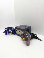Nintendo GameCube System w/2 Controllers
