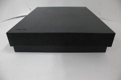 Microsoft Xbox One X 1TB Console Bundle 2 Wireless Controllers W/Case