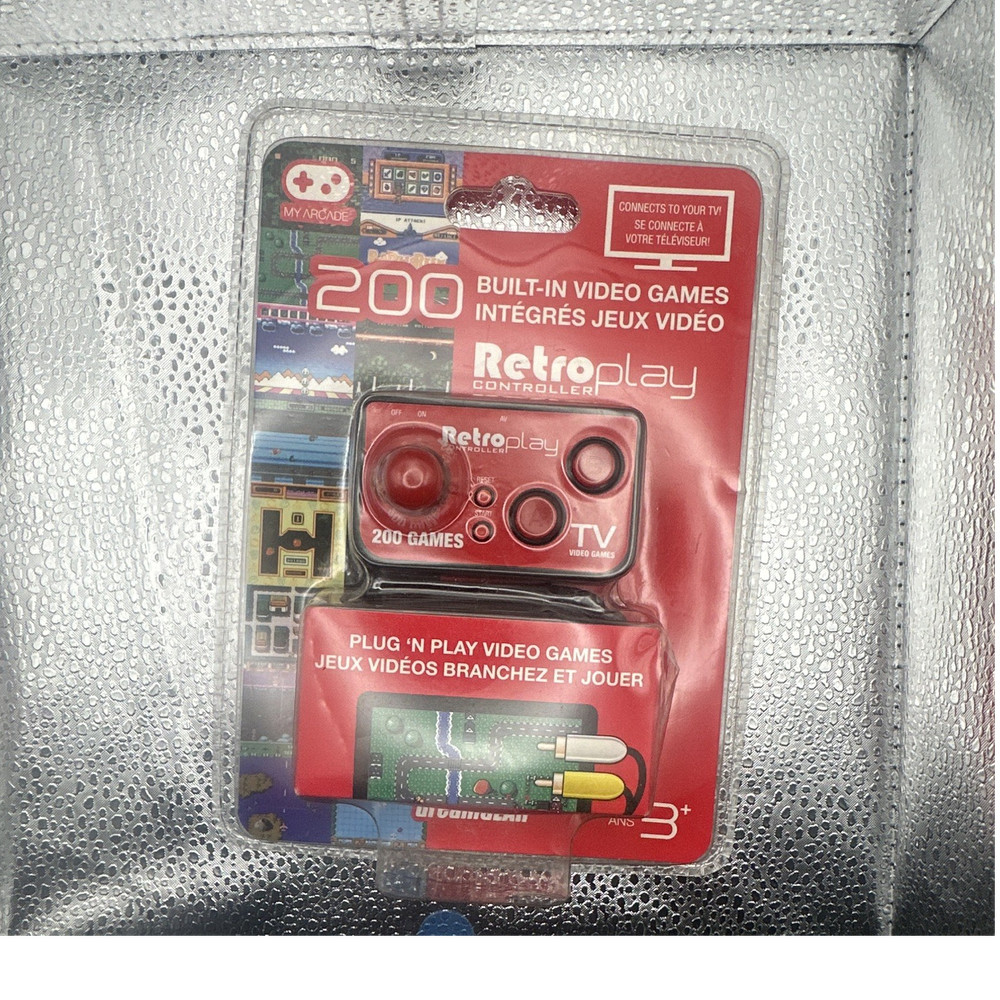 RetroPlay Controller 200 Games Plug & Play Red Composite RCA