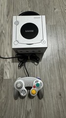 Silver Nintendo GameCube HDMI Console w/ Accessories