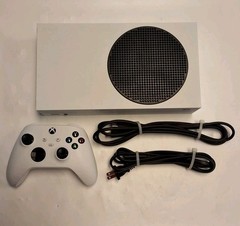 Xbox Series S Console 512gb Memory Model 1883 With Cables And Controller