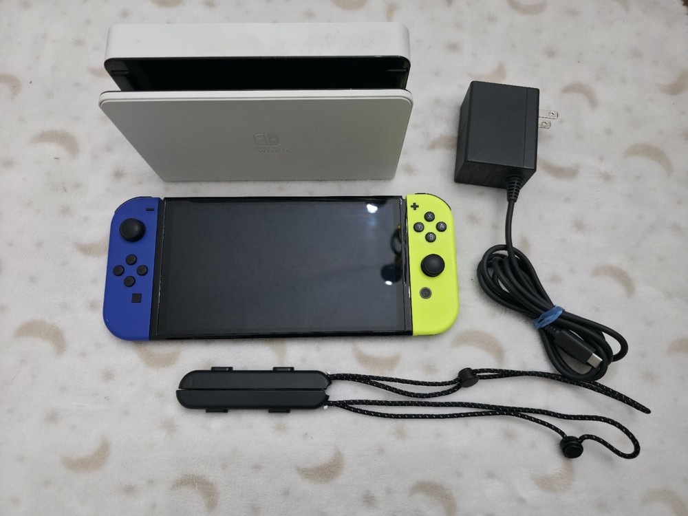 Nintendo Switch OLED 64GB Console Green/blue HEG-001 CLEAN MINT!