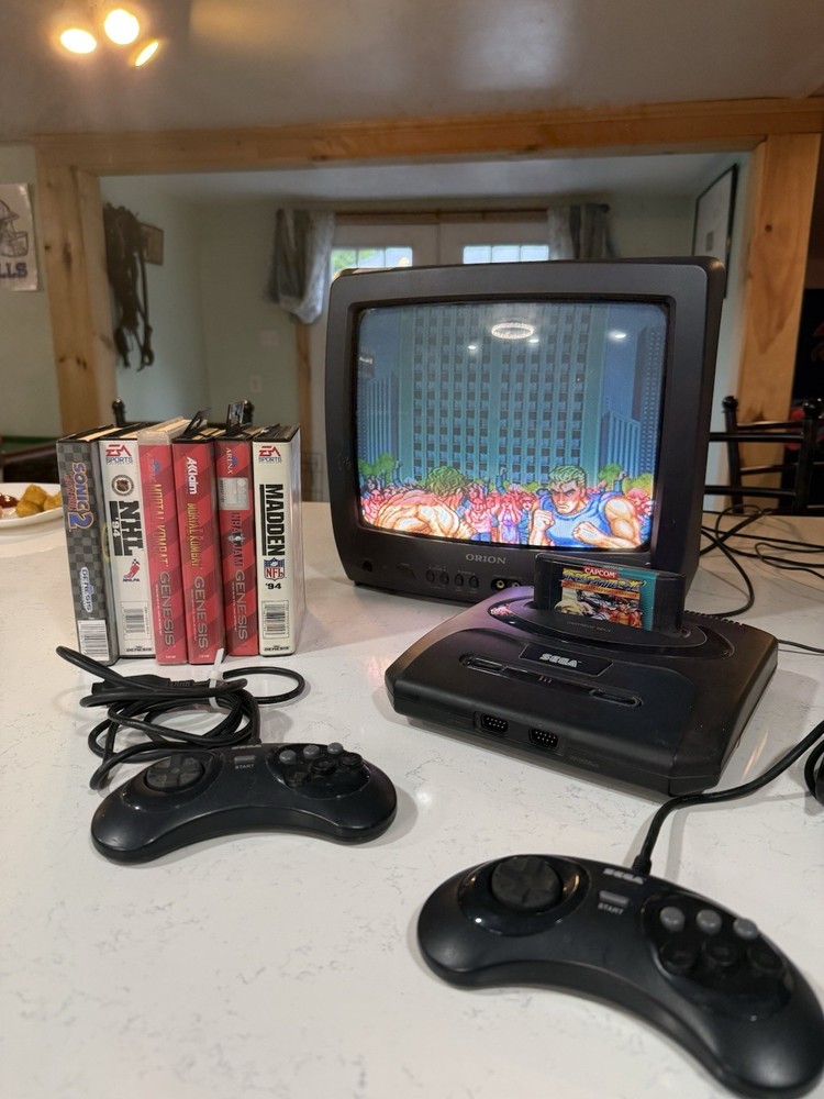 Sega Genesis Model 2 Console Bundle OEM Controllers Sonic 2 Mortal Kombat Tested