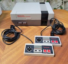 1986 NINTENDO NES CONTROL DECK Complete With Super Mario Bros In Box Nice!