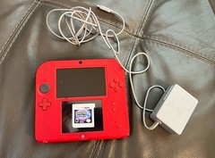 Nintendo 2DS Red/Black Handheld Console 4GB SD Stylus Pokemon Moon Mario Kart