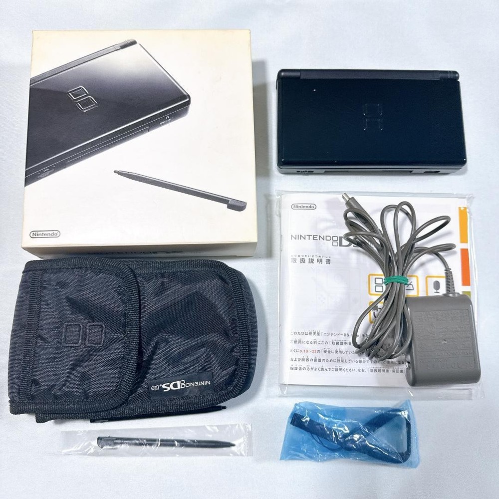 Nintendo DS Lite Console JET BLACK with Box and Pouch