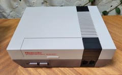 1986 NINTENDO NES CONTROL DECK Complete With Super Mario Bros In Box Nice!