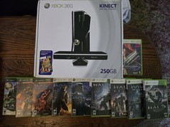 Xbox 360 S Glossy 250gb With Org Box And Complete Halo Bundle +2 Games.